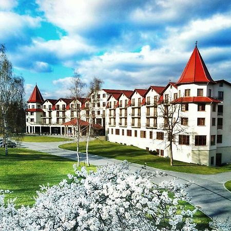 Hotel Nowy Zdroj - Centrum Zdrowia I Wypoczynku Polanica-Zdroj Exterior photo